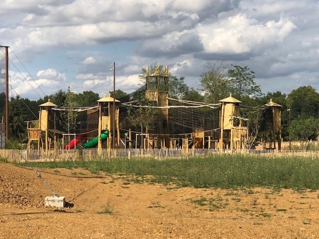 "Le radeau des cimes" - Parrot World - Crécy‑la‑Chapelle